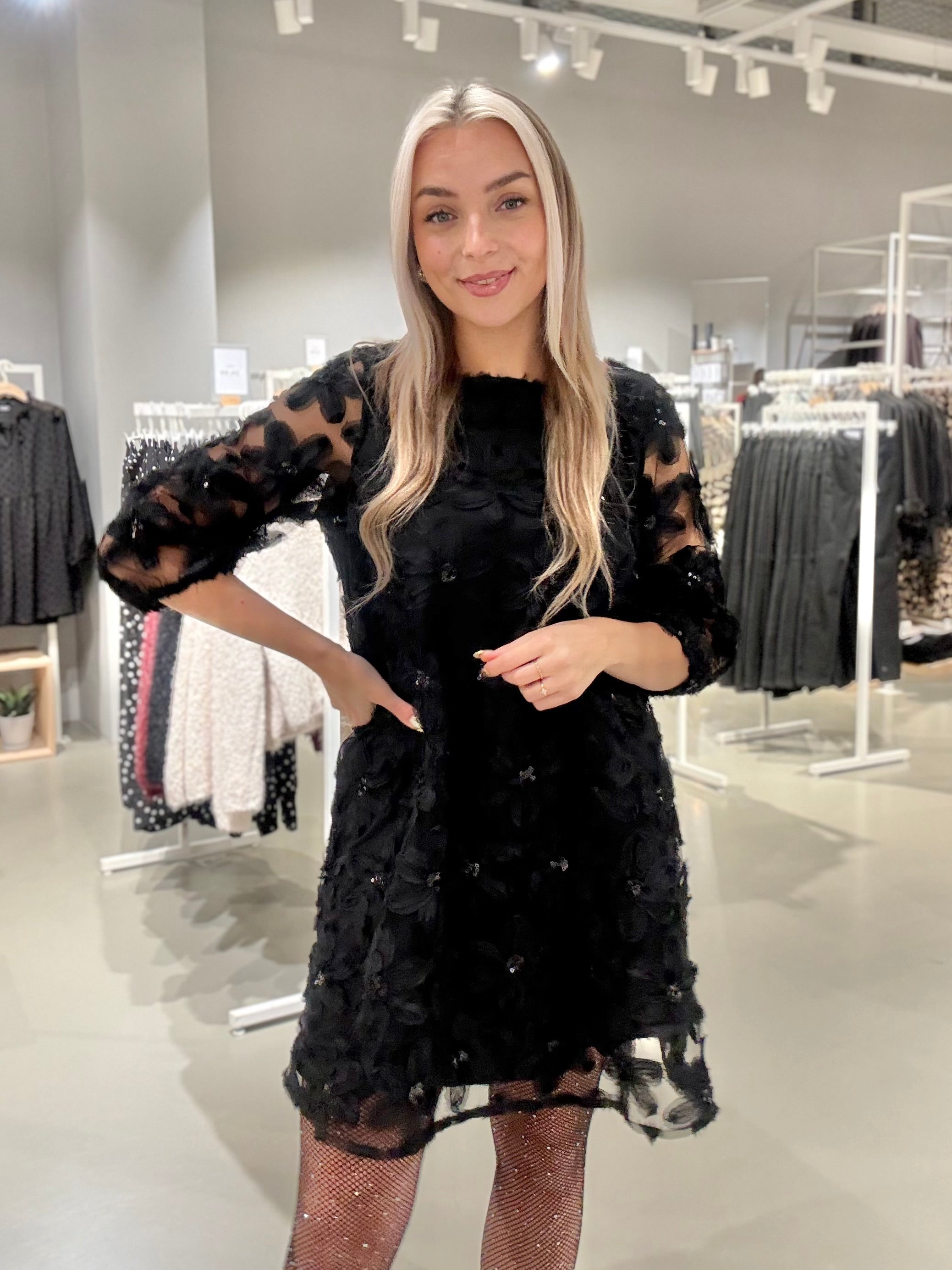 VIFLORA Short Dress - Black Beauty